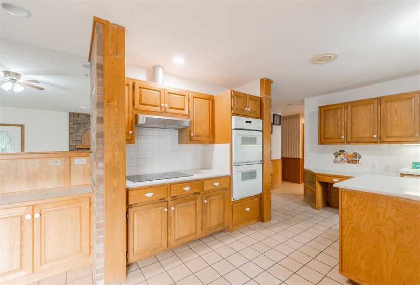 4 Bedrooms Bedrooms, 0 ,3 BathroomsBathrooms,Residential,Single Family,Country Club,1,134031