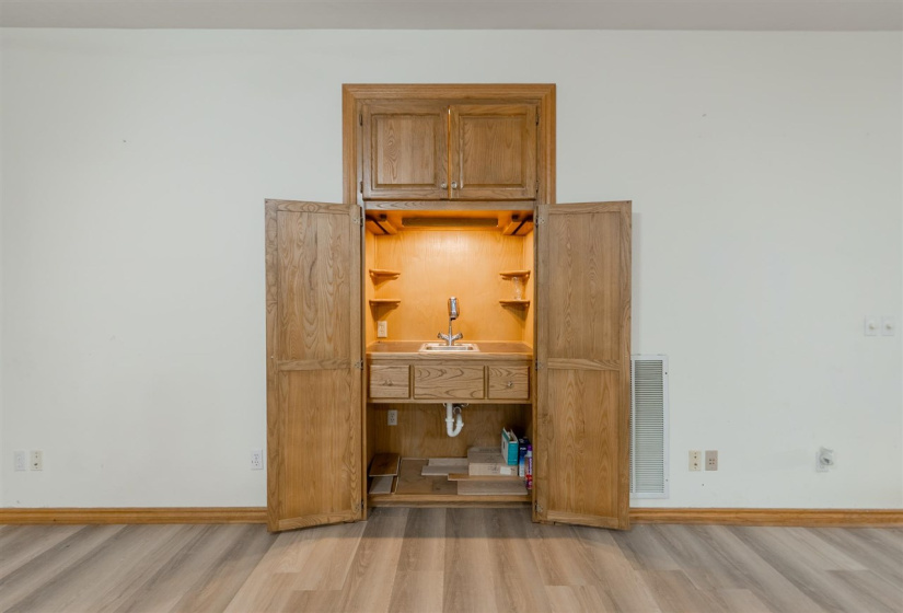 4 Bedrooms Bedrooms, 0 ,3 BathroomsBathrooms,Residential,Single Family,Country Club,1,134031