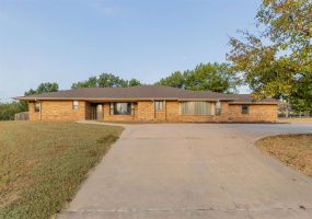 4 Bedrooms Bedrooms, 0 ,3 BathroomsBathrooms,Residential,Single Family,Country Club,1,134031