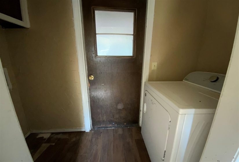 3 Bedrooms Bedrooms, 0 ,1 BathroomBathrooms,Residential,Single Family,Park,1,134034